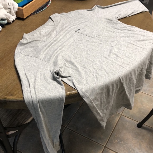 Vineyard vines mens size M - Picture 2 of 2